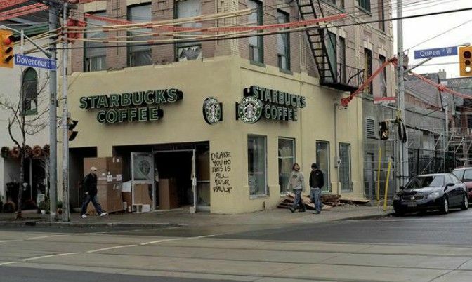 Black Hipsters : Rise of The Flat “Black” Economy - Starbucks on corner